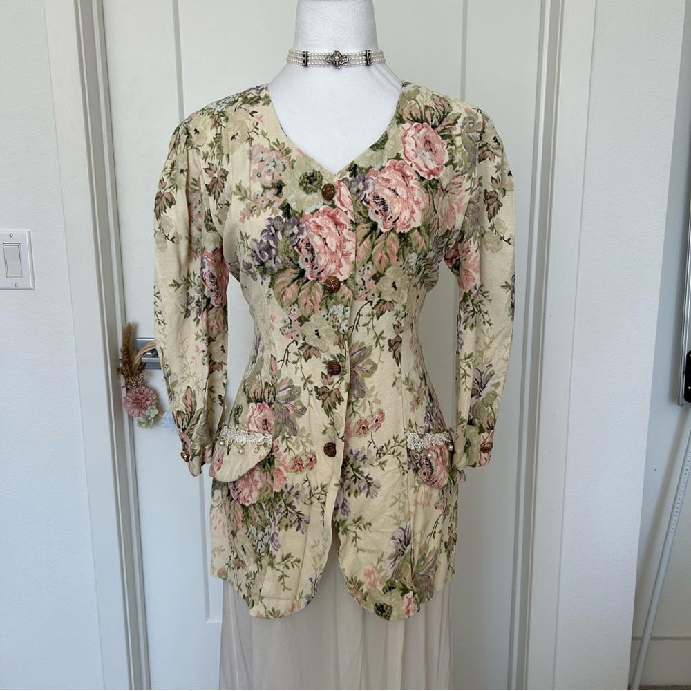 Vintage Floral Summer Blazer Jacket with Lace Embroidery and Beaded Charms Sz 8